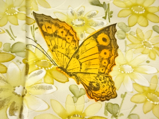 アンティーク　手描き花に蝶模様暈し着物
